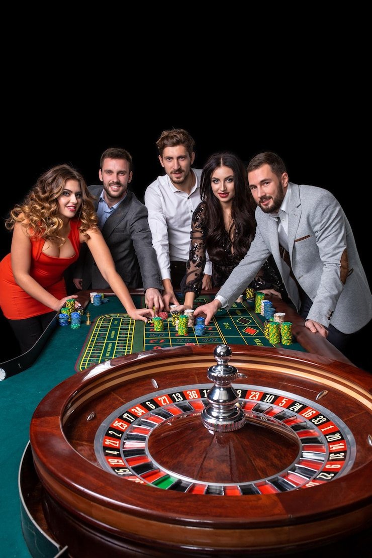 Pengguna menikmati layanan hiburan sports dan casino dengan aman melalui perangkat mobile